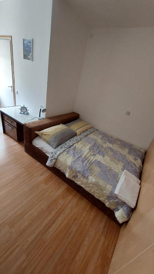 Apartments Luna Stan Trigraci Εξωτερικό φωτογραφία